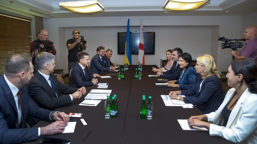 В Киеве рассказали о переговорах президентов Украины и Грузии