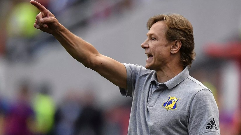 Чернов рассказал о реакции Карпина на его сейвы в матче с «Локомотивом»