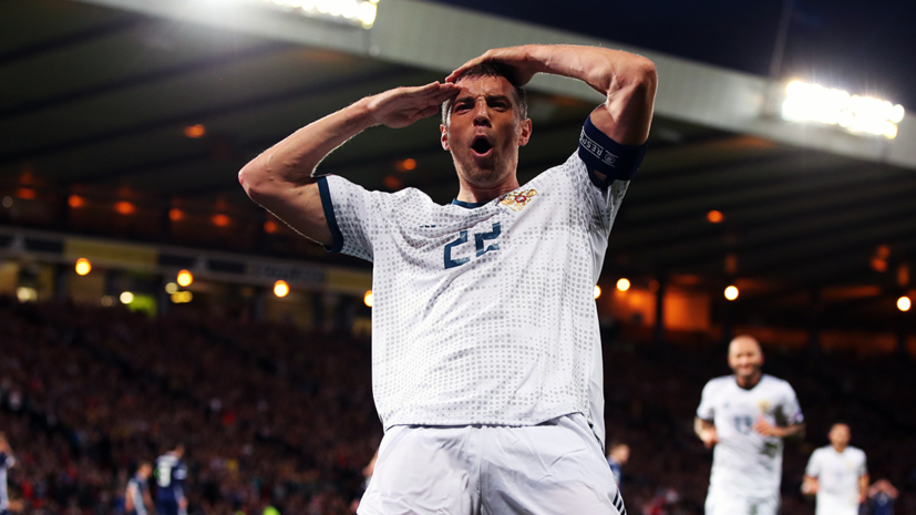 СМИ: Скауты трёх английских клубов просматривали Дзюбу в матче с Шотландией