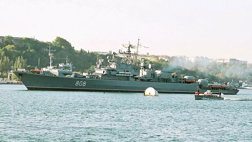 Сторожевой корабль ЧФ завершил деловой заход в порт Кипра