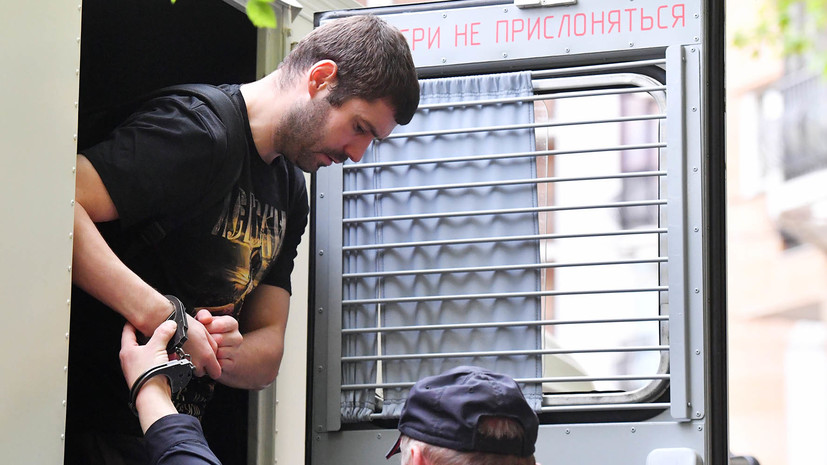 «Расправил своё спальное место после подъёма»: Протасовицкий может не получить УДО из-за нарушений в СИЗО