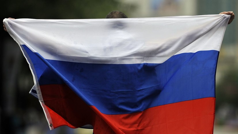 Исинбаева сомневается, что российские легкоатлеты смогут выступить на ЧМ под национальным флагом