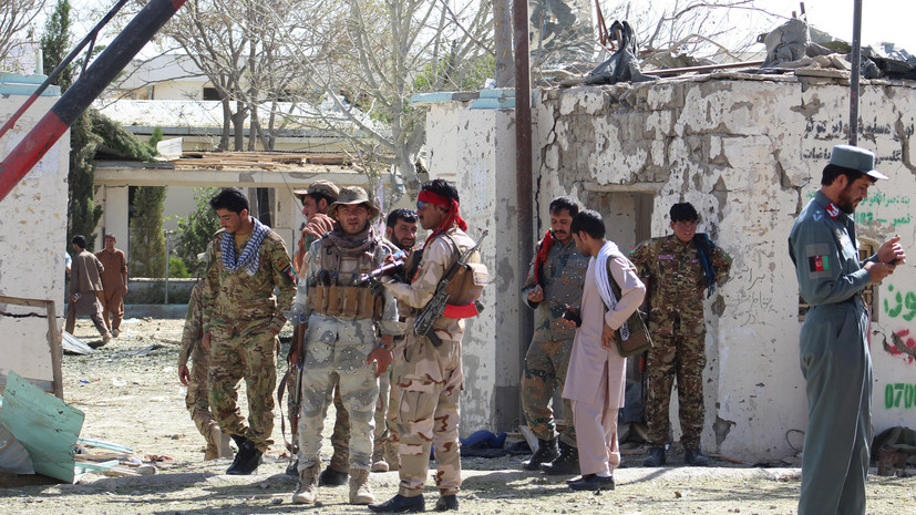 СМИ: При авиаударе в Афганистане погибли 30 человек