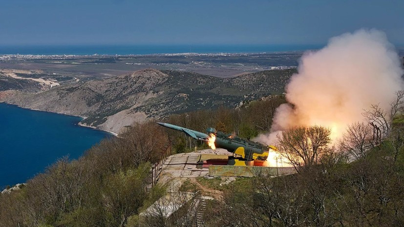 Расчёты берегового ракетного комплекса ЧФ «Утёс» провели учения