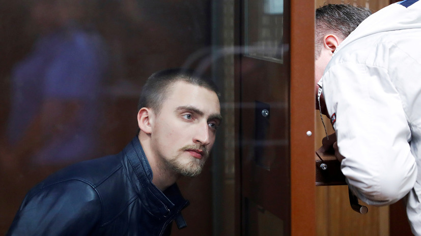 «Не намерен скрываться»: актёр Павел Устинов покинул СИЗО под подписку о невыезде