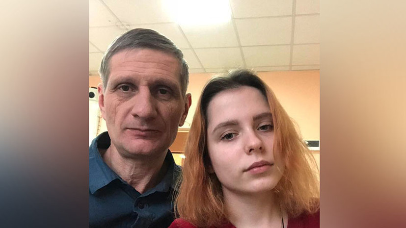 «СМИ меня неправильно поняли»: отец пострадавшей в Керчи студентки о «невыплате» компенсаций и состоянии здоровья дочери