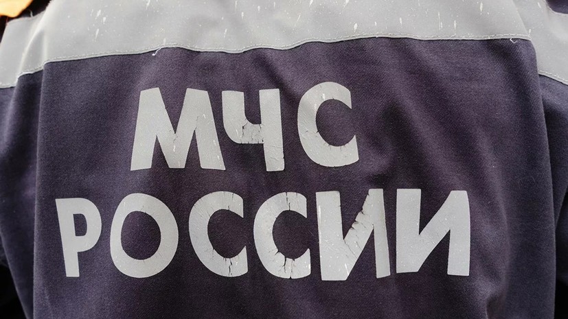 В ЕАО загорелись три вагона с углём