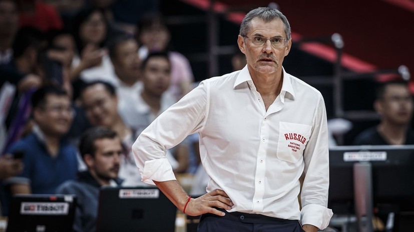 Базаревич: FIBA по-крупному облажалась с судьями на КМ-2019