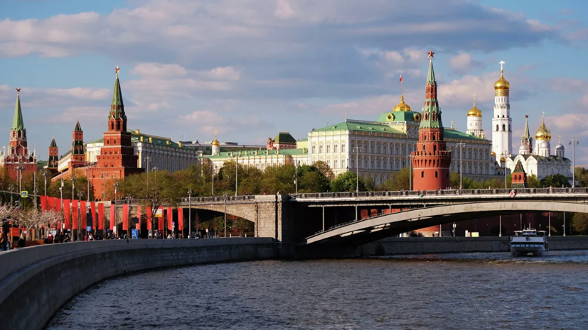 В Кремле прокомментировали решение ПАСЕ обсудить протесты в Москве