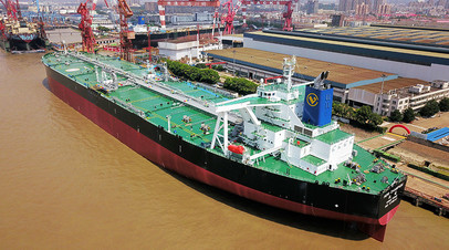 Нефтяной танкер компании Cosco Shipping