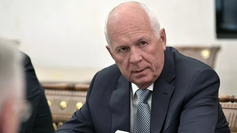 Песков ответил на сообщения о присвоении Чемезову звания Героя России