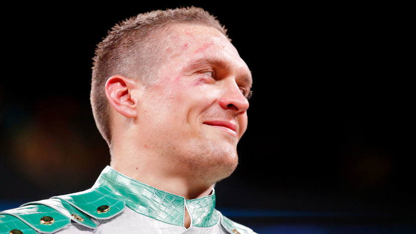 Зеленский по телефону поздравил боксёра Усика с победой