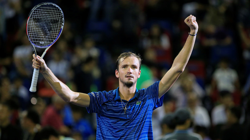 Тарпищев назвал гениальной игру Медведева в финале турнира ATP в Шанхае
