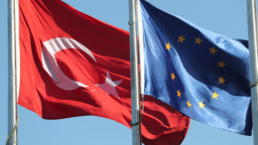 Страны ЕС обсудят эмбарго на поставку оружия Турции