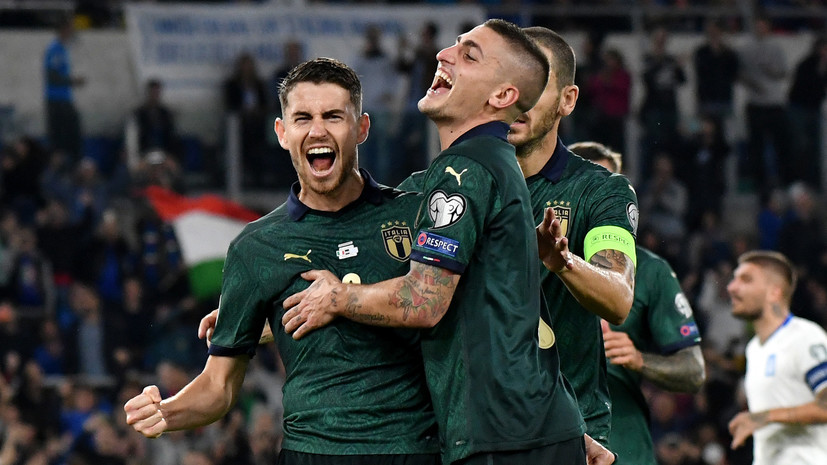 Сборная Италии повторила достижение 80-летней давности, выиграв девять матчей подряд