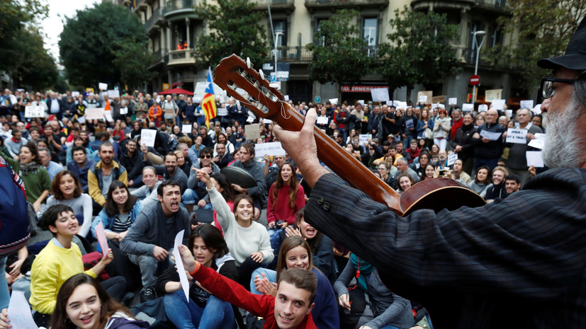 В Каталонии за неделю протестов пострадали около 300 человек