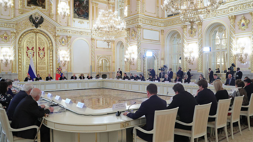 По принципу ротации: какие перестановки произошли в Совете по правам человека при президенте РФ