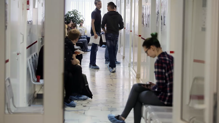 СК и прокуратура начали проверку после отравления рабочих на НПЗ Орска