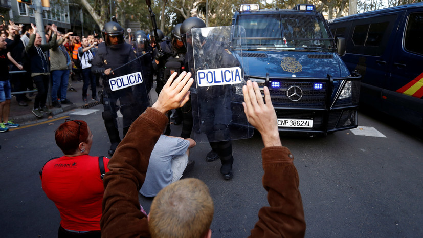 Власти Каталонии пообещали расследовать действия полиции при протестах