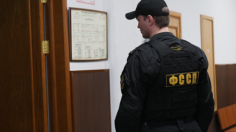 Судебные приставы взыщут с Навального 24 тысячи рублей