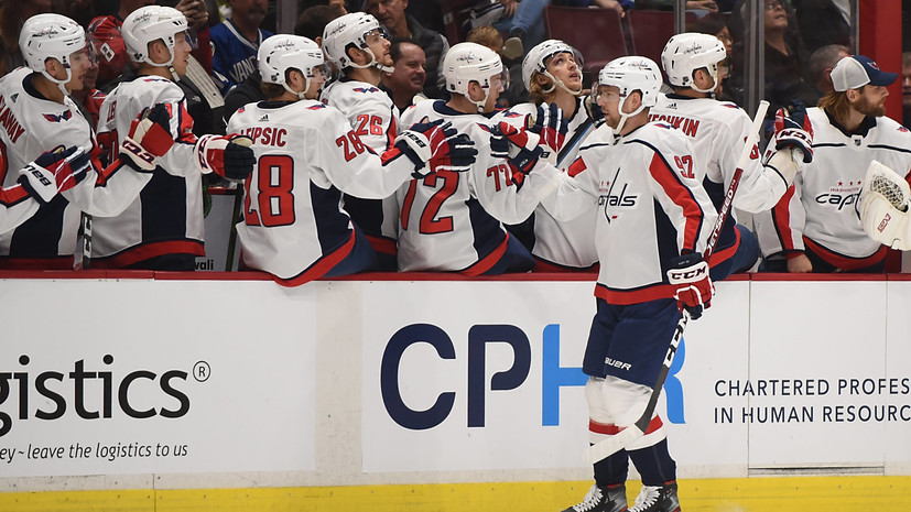 Кузнецов назван второй звездой игрового дня в НХЛ