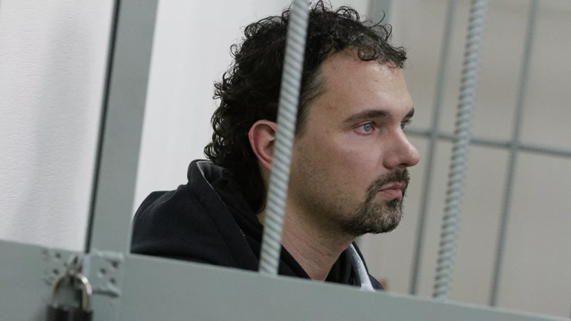 Суд отказался смягчить наказание за убийство жены фотографу Лошагину