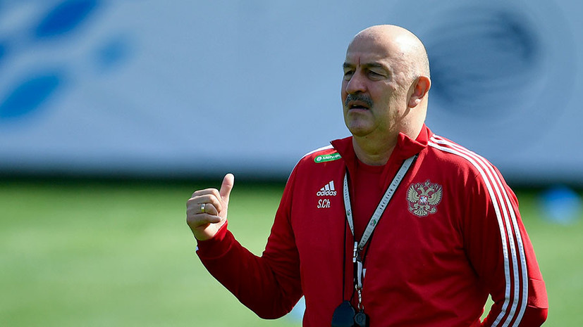 Черчесов провёл лекцию в штаб-квартире УЕФА