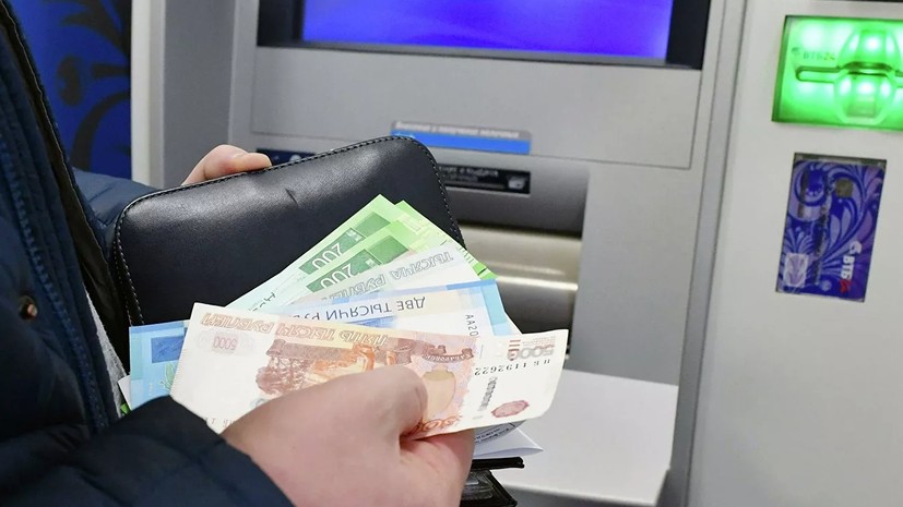 Названы самые высокооплачиваемые вакансии ноября в России