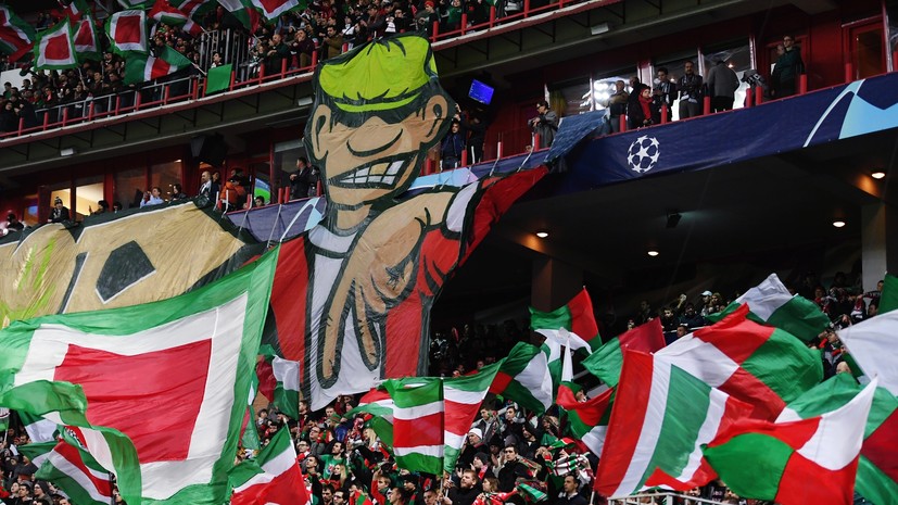 Болельщик «Локомотива» упал с трибуны во время матча ЛЧ с «Ювентусом»