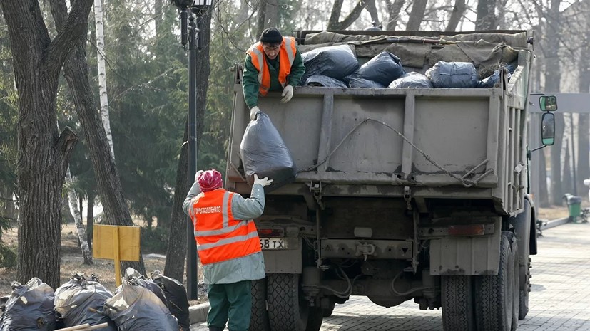 В Бийске сняли объявленный из-за мусора режим ЧС