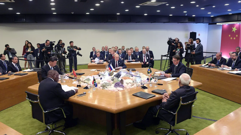 Путин назвал БРИКС фактором стабильности в мировой экономике