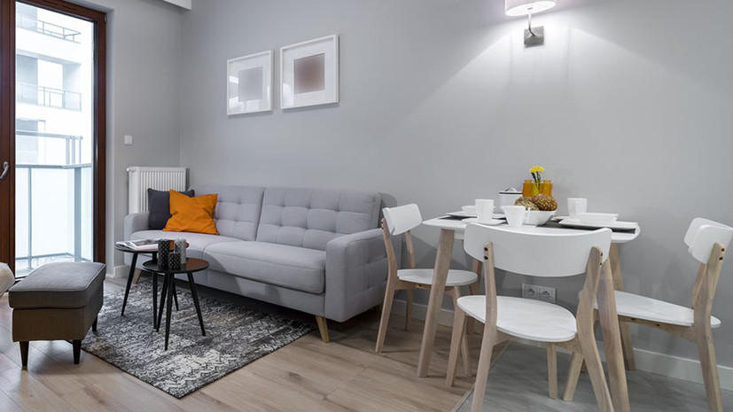 «Не то же самое, что сдача внаём»: гостиницы запретили размещать в жилых помещениях