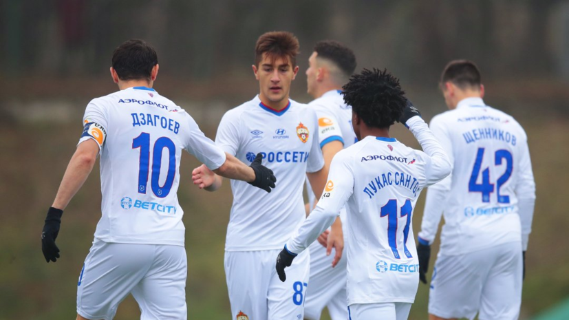 ЦСКА разгромил СКА в товарищеском футбольном матче