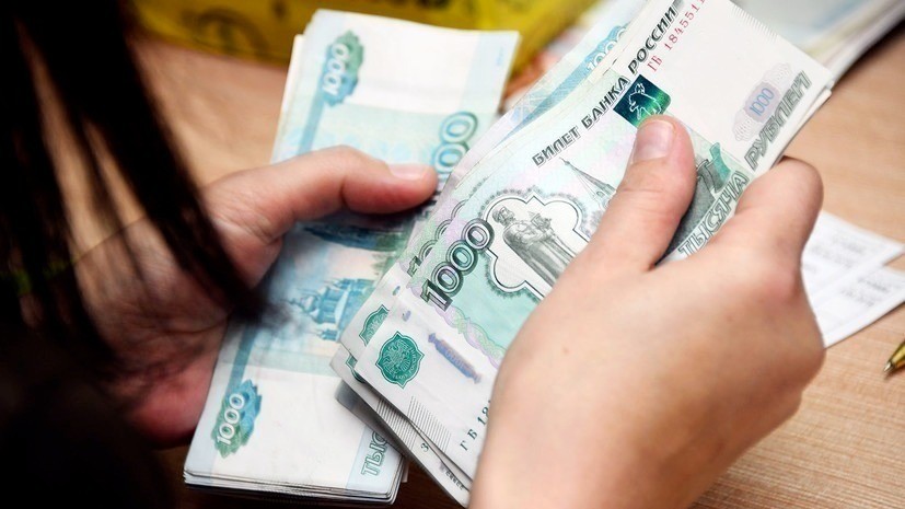 В Калининградской области рассказали об уровне зарплат врачей и педагогов