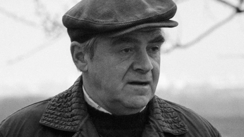 Путин посетит церемонию открытия памятника Гранину в Петербурге