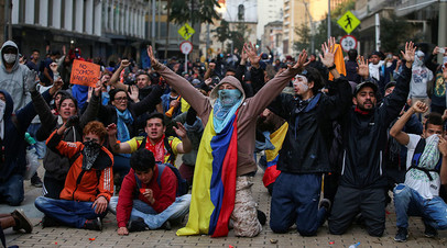 Демонстранты в Боготе подчёркивают, что их протест носит мирный характер