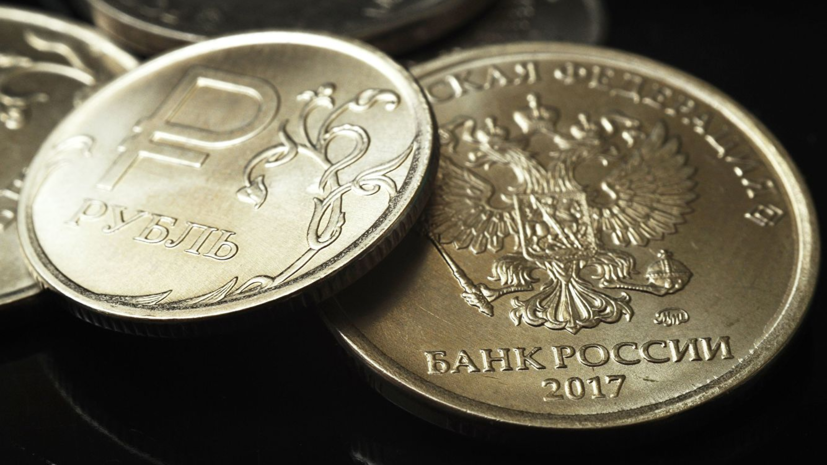 Набиуллина объяснила укрепление рубля притоком капитала в Россию