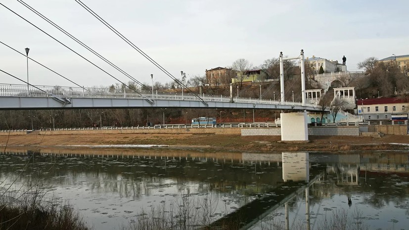 В МЧС назвали причину обрушения моста в Оренбургской области