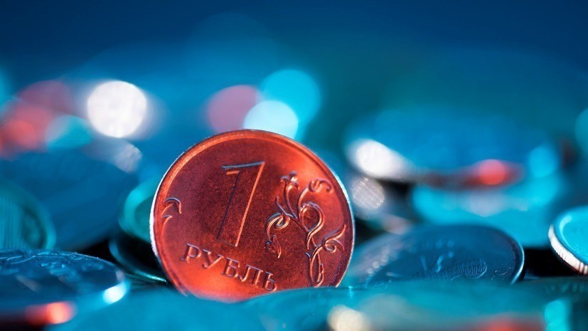 Эксперт дал прогноз по курсу рубля в декабре