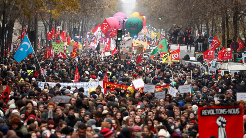 Более 60 человек задержаны на акции протеста в Париже