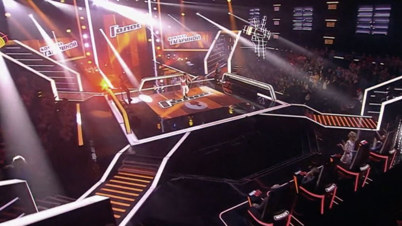 «Широкоугольный» Шнуров и музыкальные «убийцы»: с чего начался этап «нокаутов» на шоу «Голос»