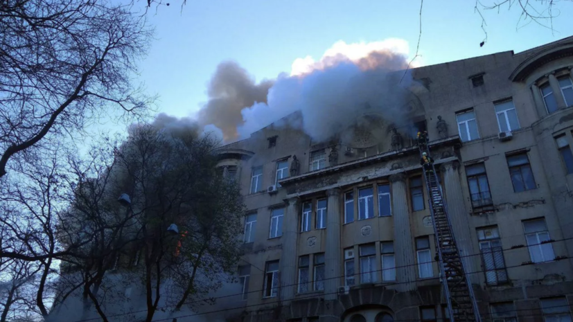 Число жертв пожара в колледже Одессы увеличилось до пяти