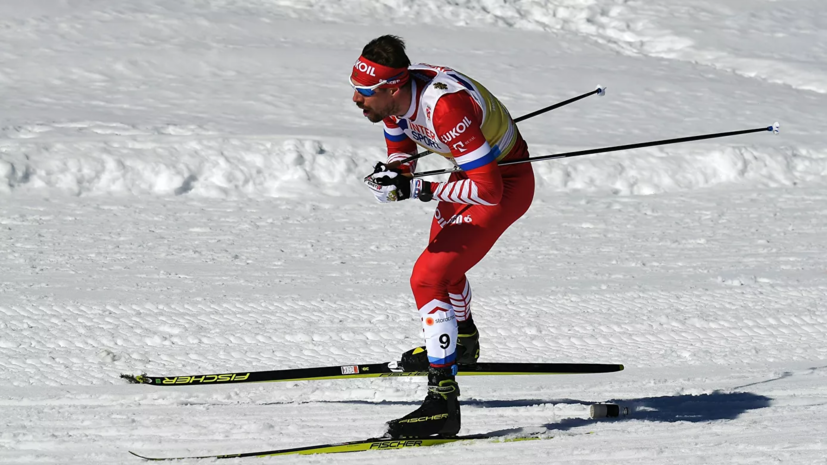 Российские команды завоевали золото и серебро в мужской эстафете на этапе КМ по лыжным гонкам
