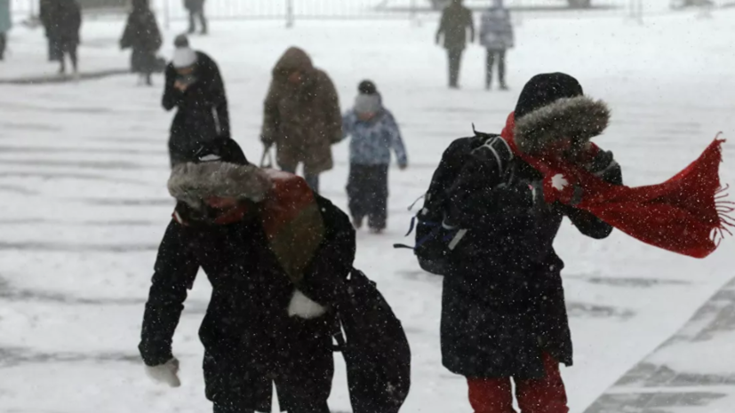 Синоптики предупредили об усилении ветра до 18 м/с в Оренбургской области