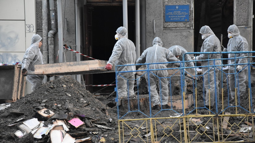 Число погибших в результате пожара в колледже Одессы возросло до 16