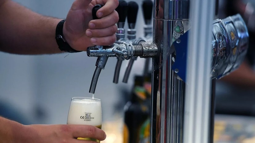 В Подмосковье одобрили запрет на продажу пива в многоквартирных домах