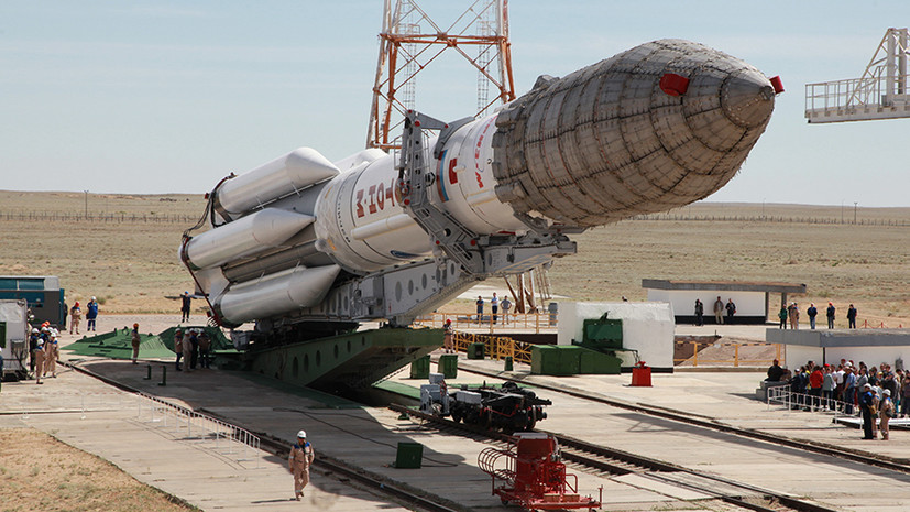 Ракета «Протон-М» вывезена на стартовый комплекс Байконура