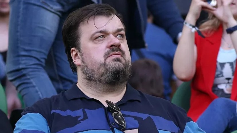 Уткин раскритиковал украинского футболиста Зозулю, которого оскорбляли испанские фанаты