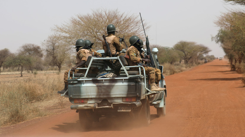 СМИ: В новой атаке в Буркина-Фасо погибли десять солдат