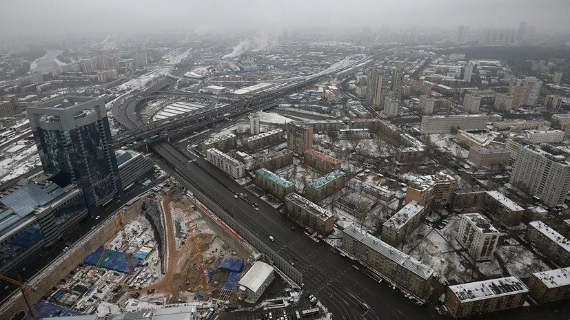 ЦОДД предупредил о гололёде и тумане в Москве
